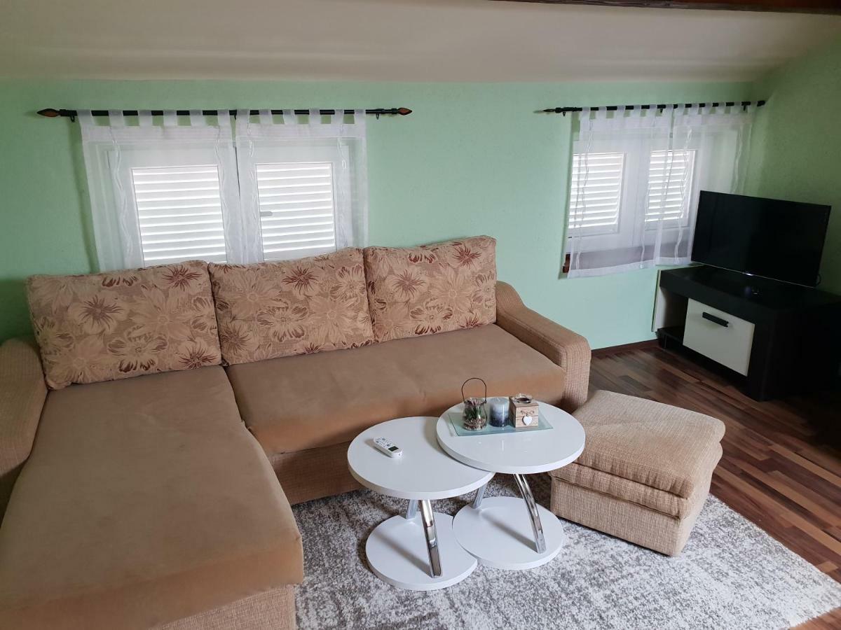 Apartman Viki Stinjan Пула Экстерьер фото
